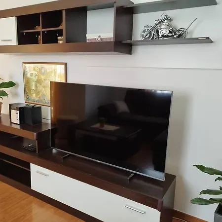Visit Apartment *